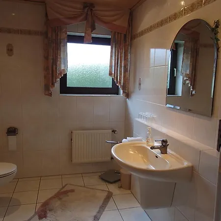 Ferienwohnung Meisenthal nähe Nürburgring Kelberg Zimmer foto